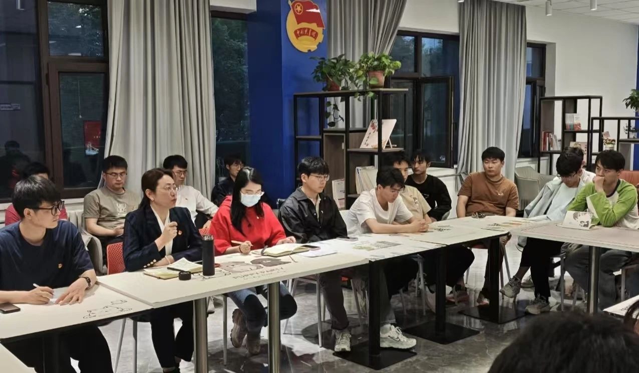 电气工程专业学生党支部开展“亮身份、树标杆、担责任——发挥先锋模范作用，落实党员承包责任”主题党日活动暨党委委员座谈会