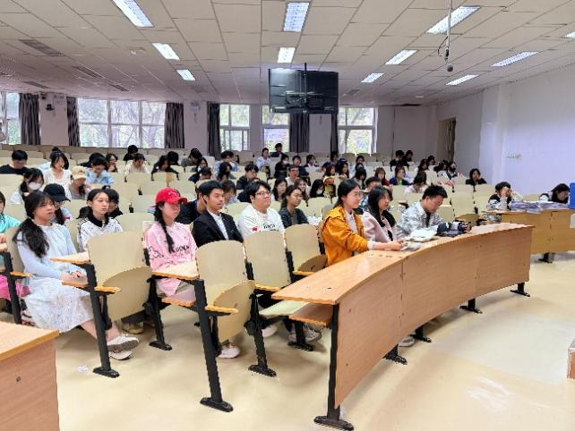 求是书院团委、学生会、研究生会2025-2026学年春季学期第三次理论学习圆满结束